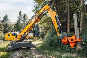 Increase productivity with a liebherr likufix attachment system liebherr lh22m forestry