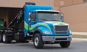 Natural gas trucks | 8 important things to know freightliner natural gas 02