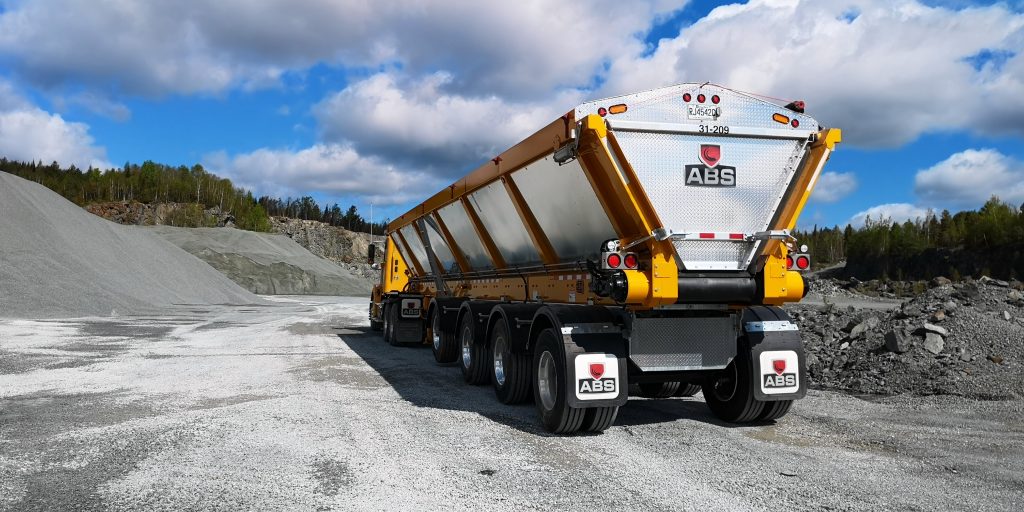 Abs live bottom trailers