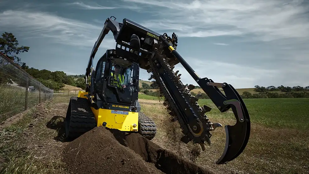 New holland buyer's guide series - part 1: skid steers and compact track loaders new holland compact track loader
