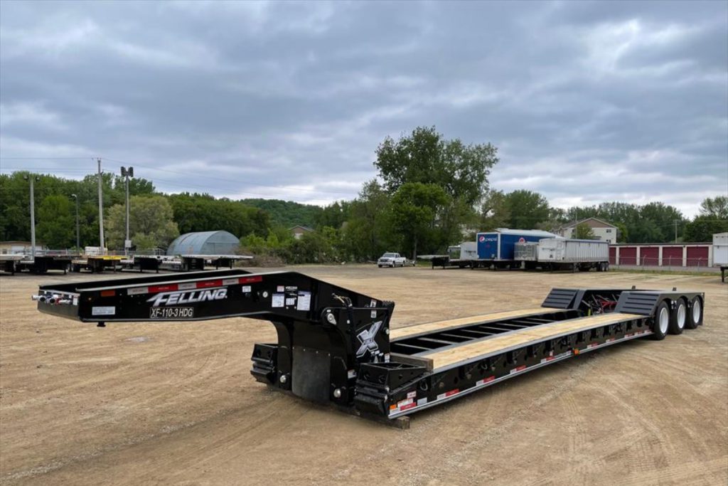 Felling lowboy trailer