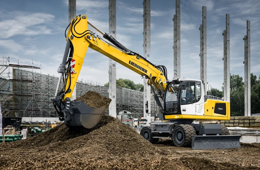 Liebherr rubber tired excavators - a924 litronic