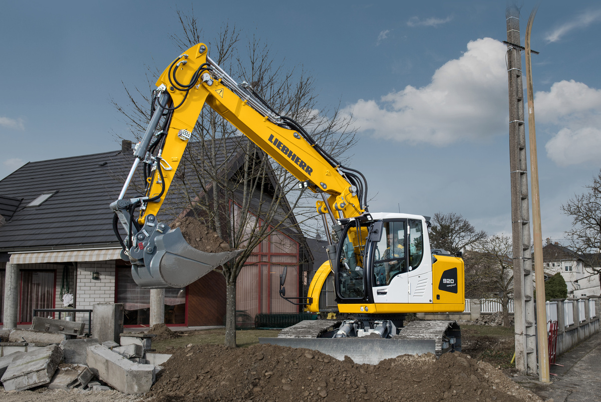 Liebherr crawler excavators - r920 compact litronic