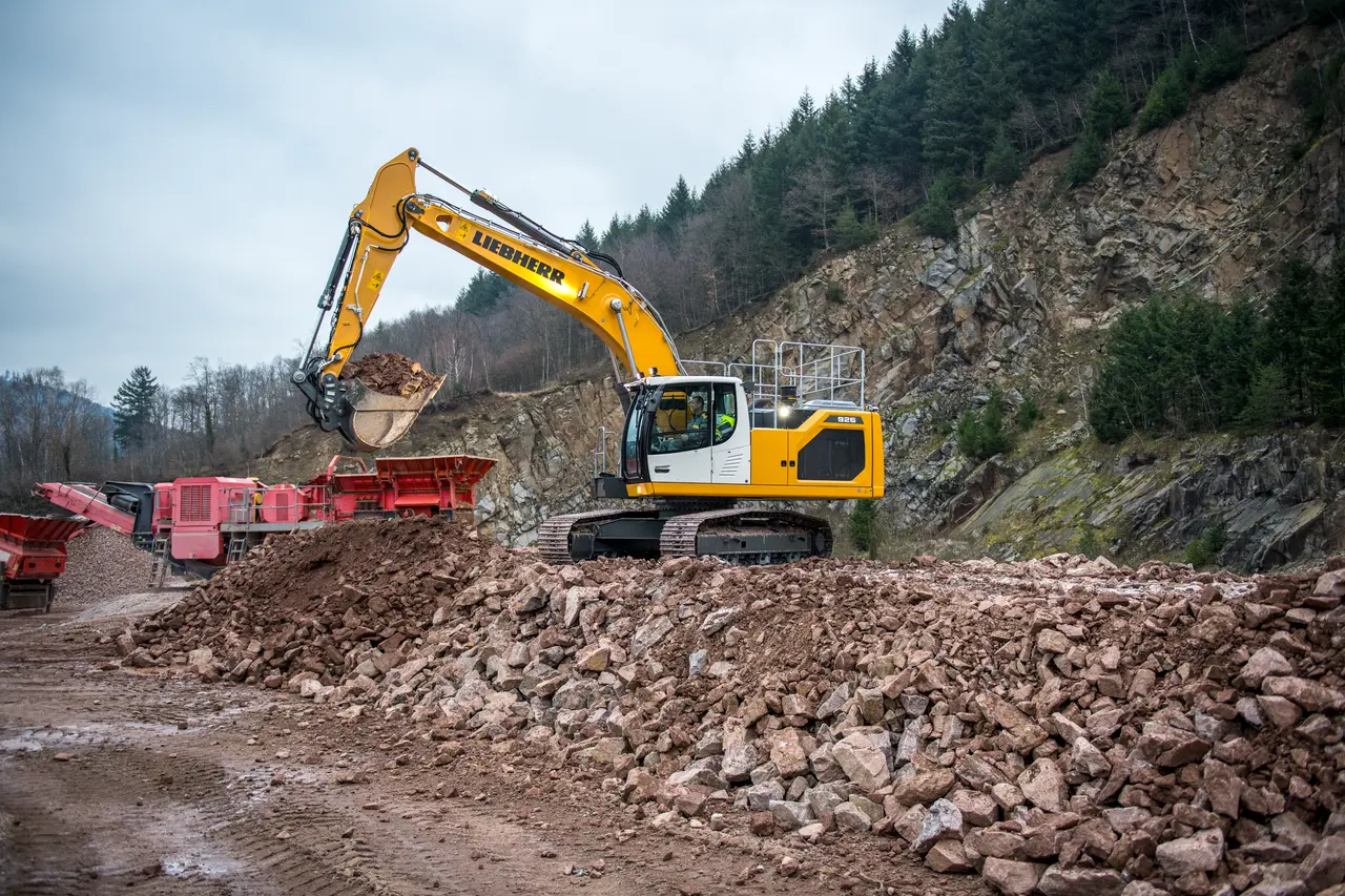 Liebherr crawler excavators - r926 litronic