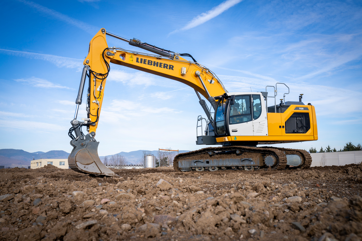 Liebherr crawler excavators - r928 litronic