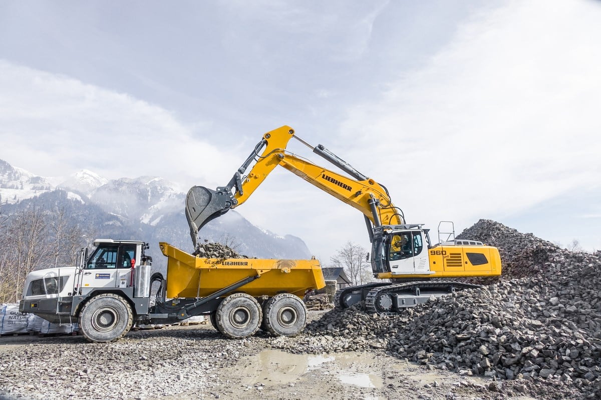 Liebherr crawler excavators liebherr r960 sme litronic