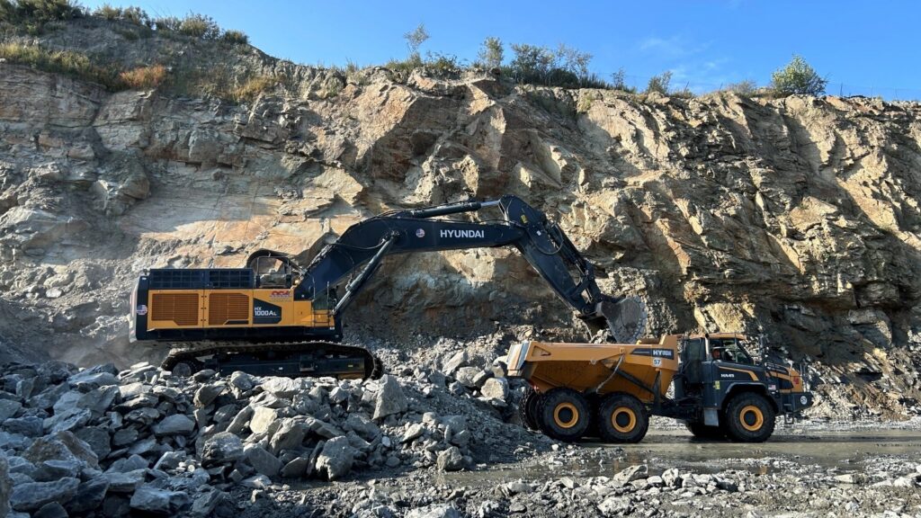 Hyundai articulated dump trucks