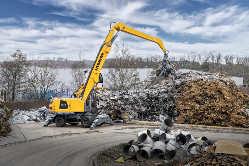Liebherr mobile material handlers - lh40m industry litronic