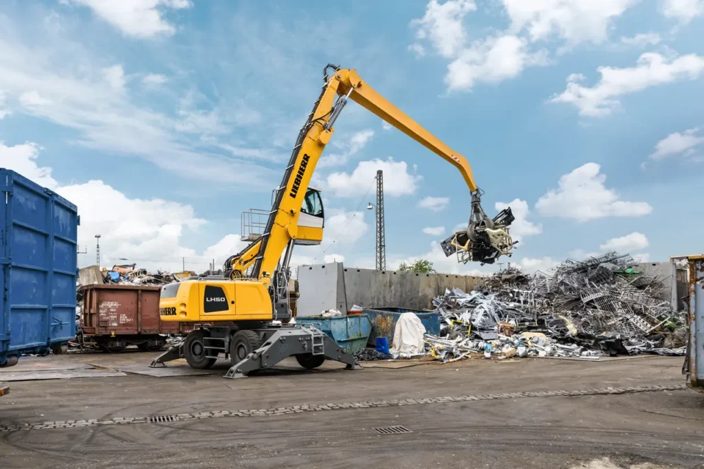 Liebherr mobile material handlers - lh50m industry litronic