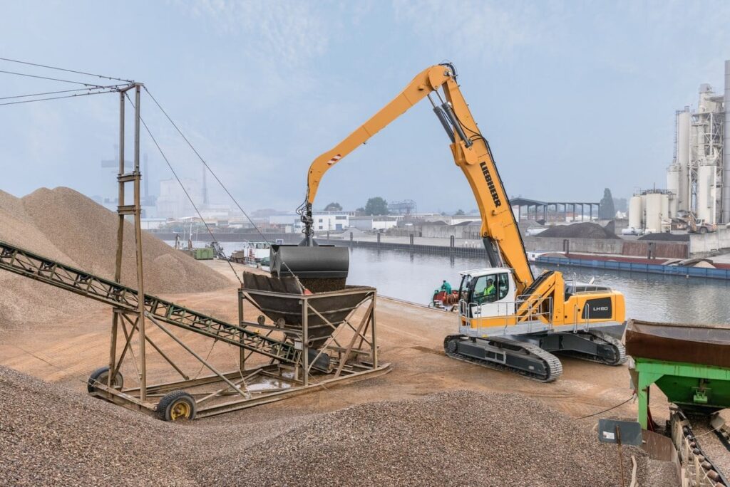 Liebherr crawler material handlers - lh60c industry litronic