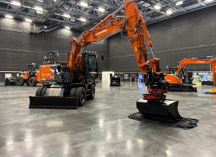 Landcros zx180w-7 wheeled excavator