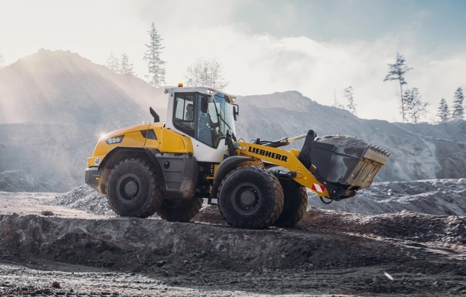 Liebherr wheel loaders - l526