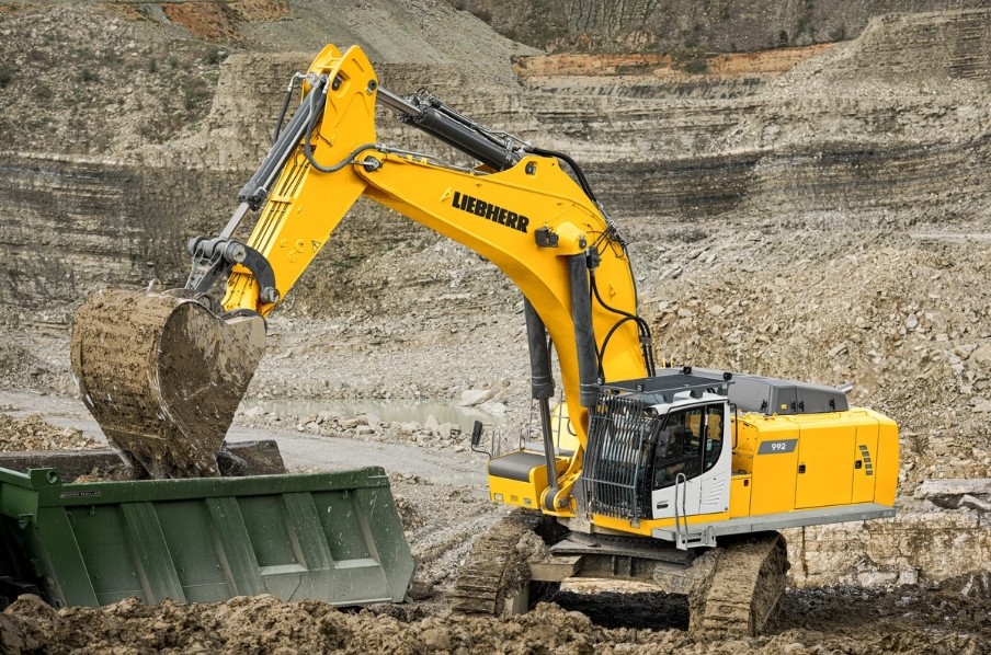 Liebherr crawler excavators - r992 litronic g6