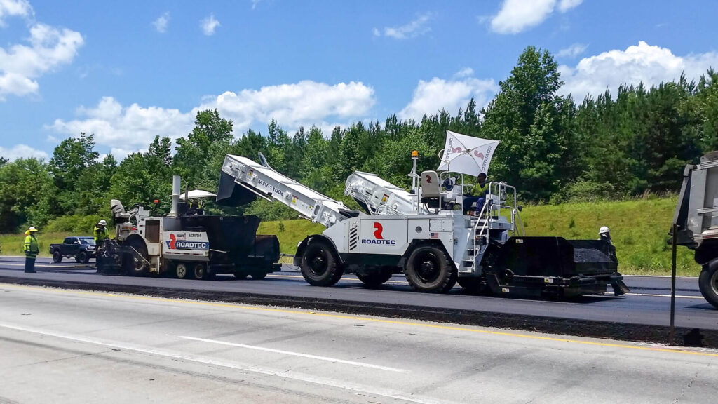Astec mtv-1100 - material transfer vehicle