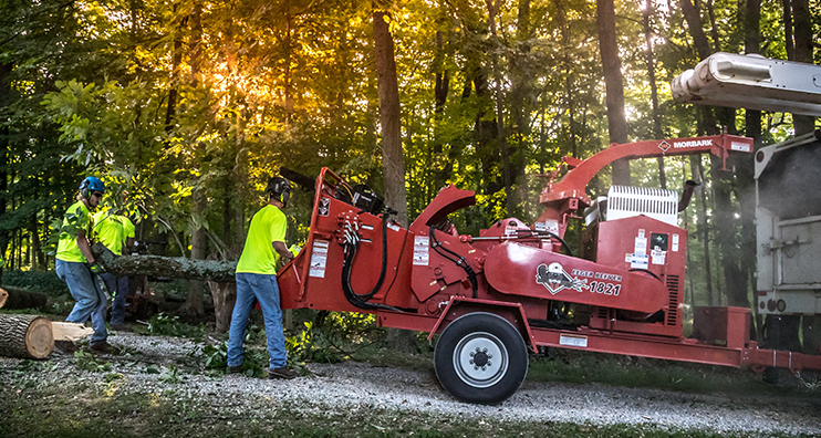 Morbark brush chippers eager beaver 1821